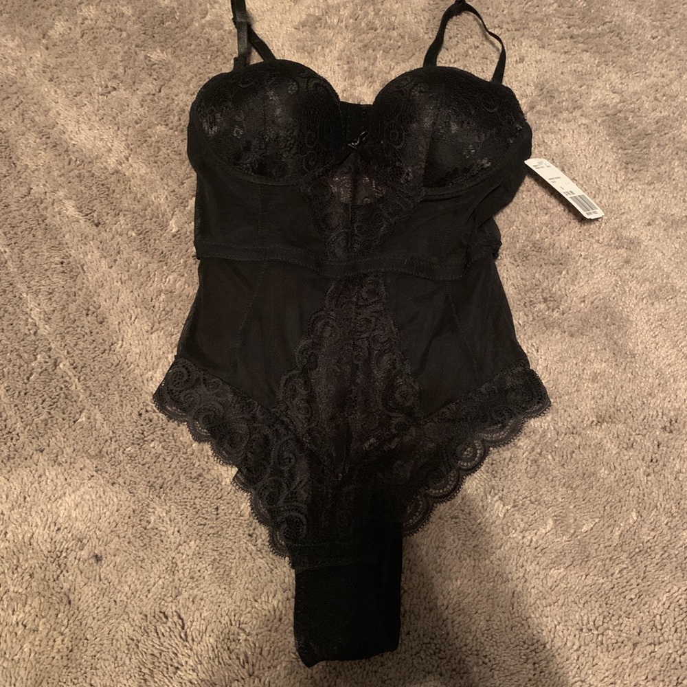 Forever 21 lace bodysuit